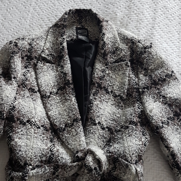 Tweed jacket - Picture 2 of 7